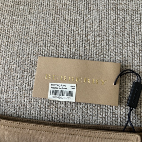 BURBERRY SKIRT NWT size 4 - Picture 6 of 7